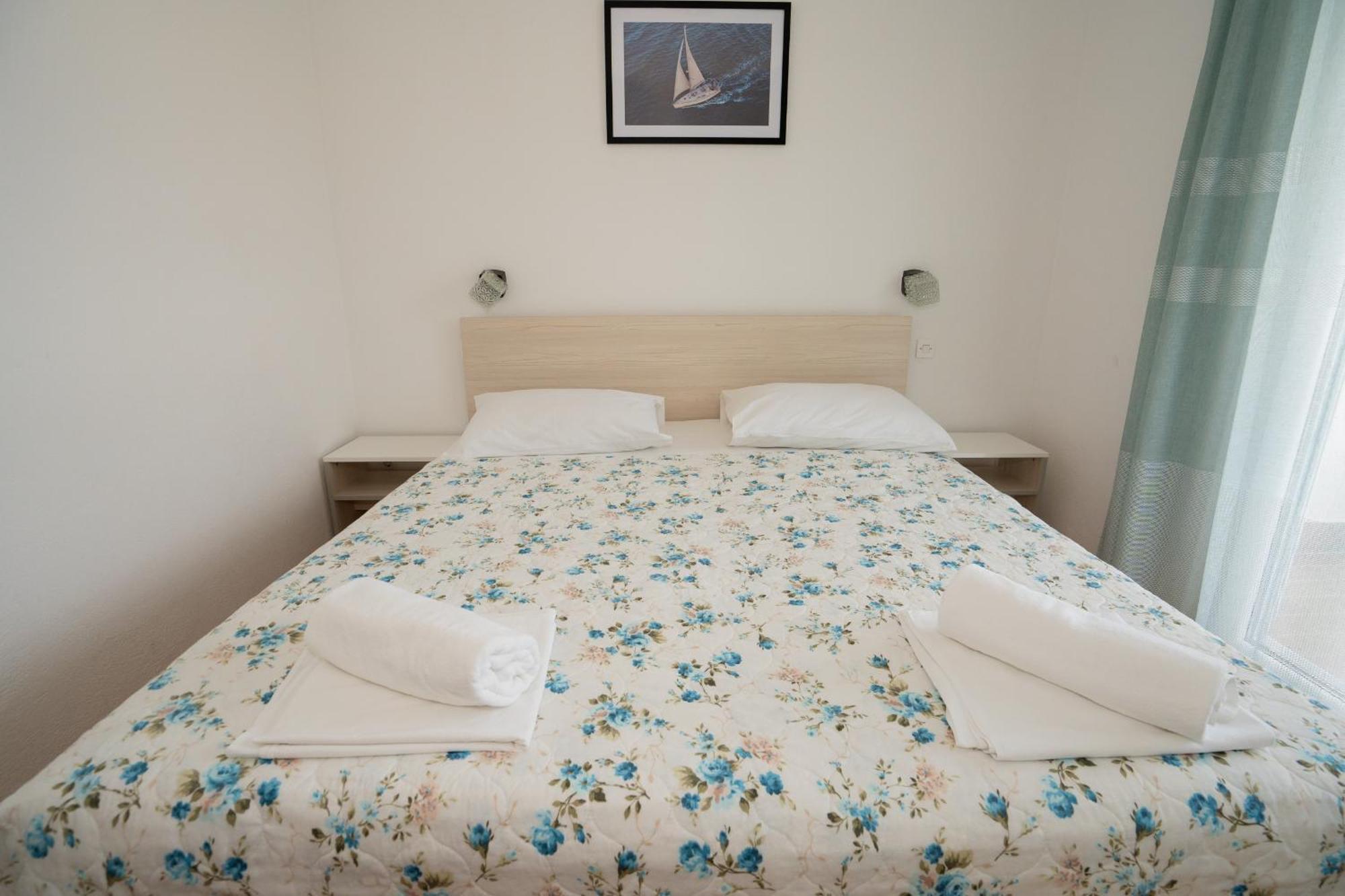 Apartmani Vidusin Novalja Eksteriør bilde