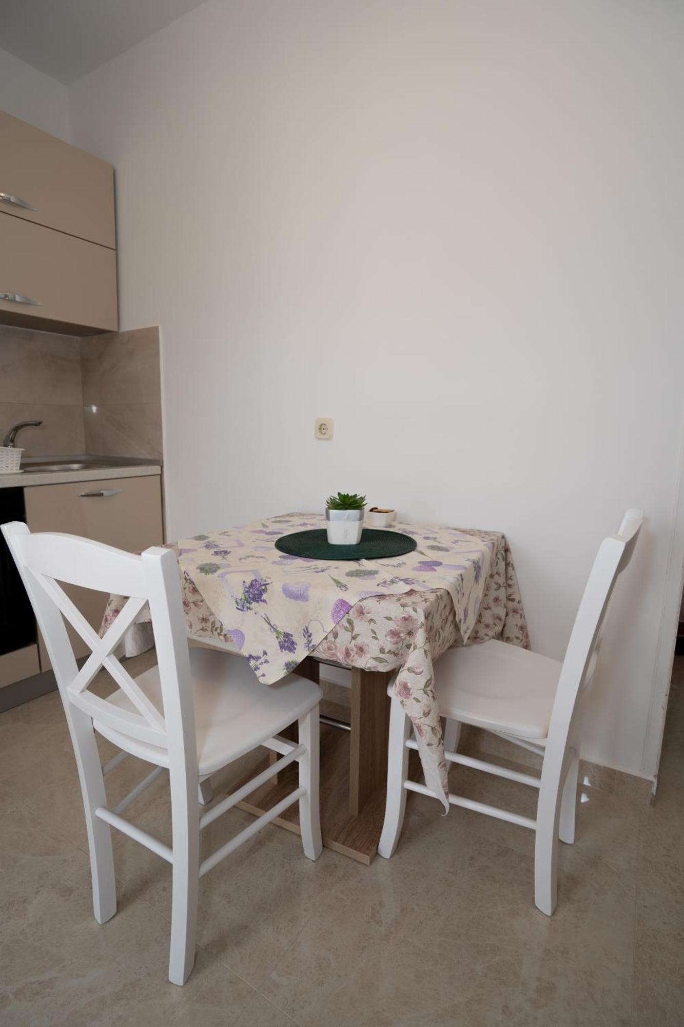 Apartmani Vidusin Novalja Eksteriør bilde