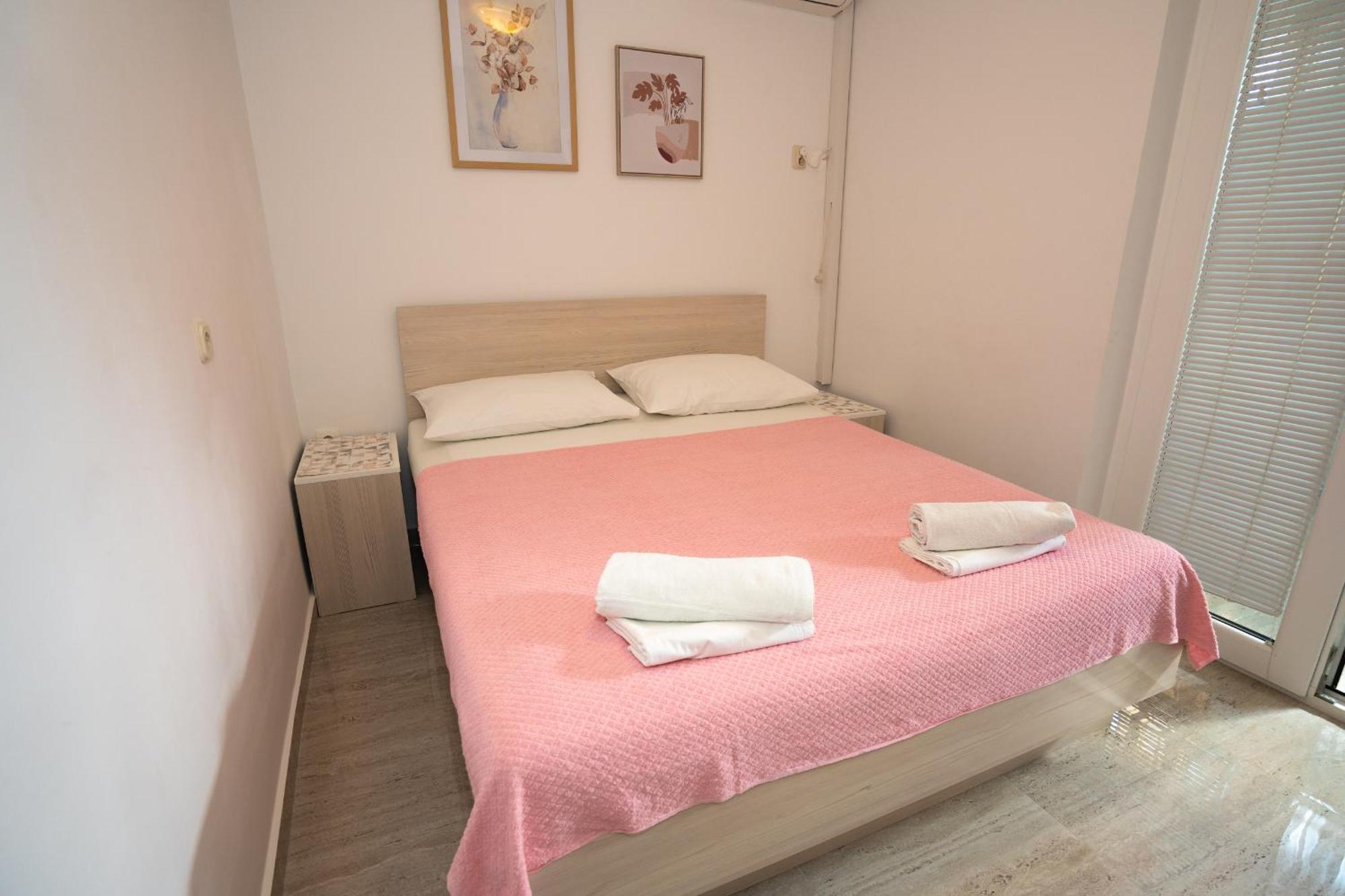Apartmani Vidusin Novalja Eksteriør bilde