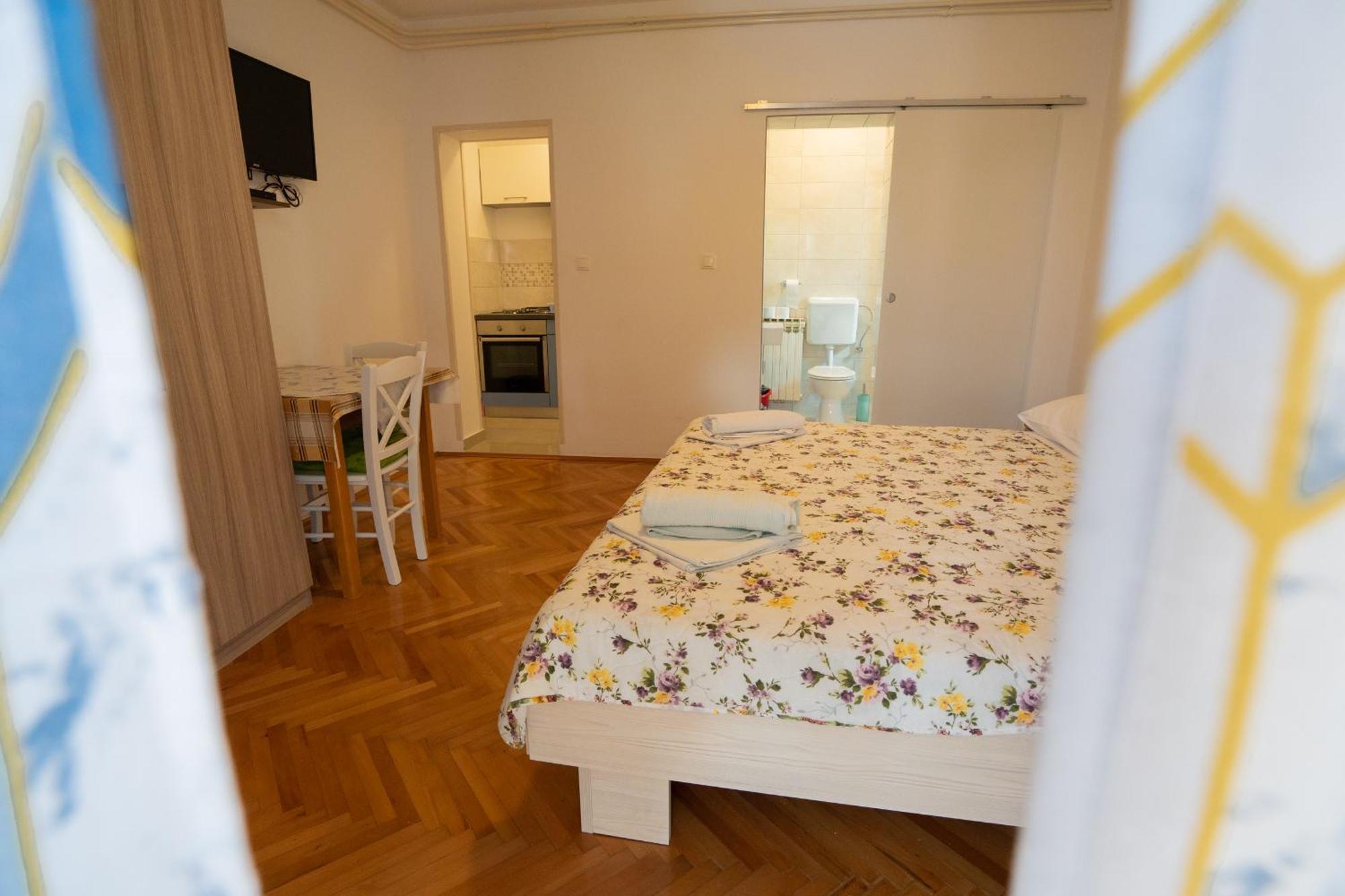 Apartmani Vidusin Novalja Eksteriør bilde
